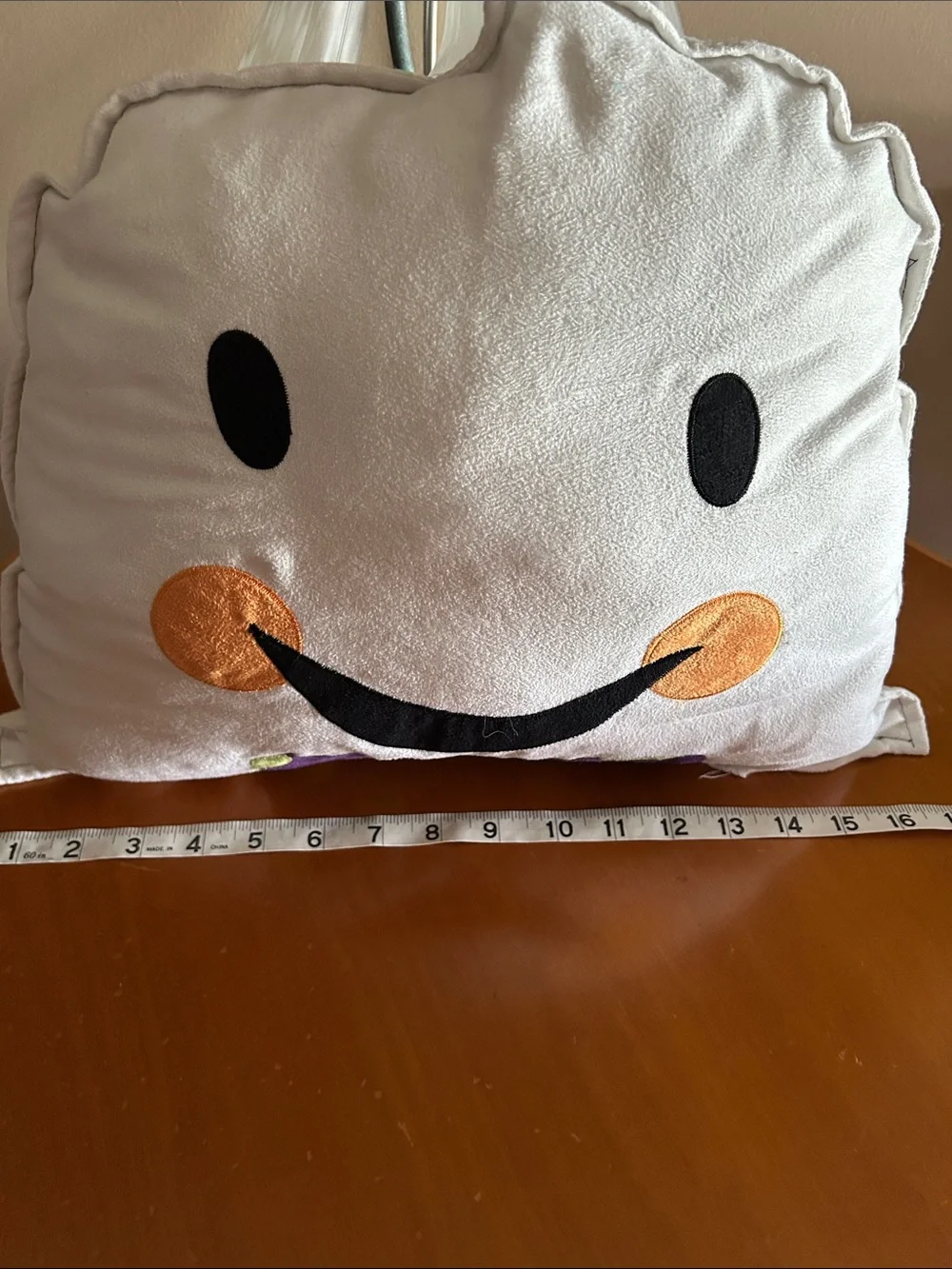 Halloween Ghost Decorative Pillow - White